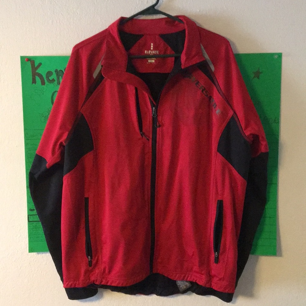 Elevate sport lightweight windbreaker zip up.